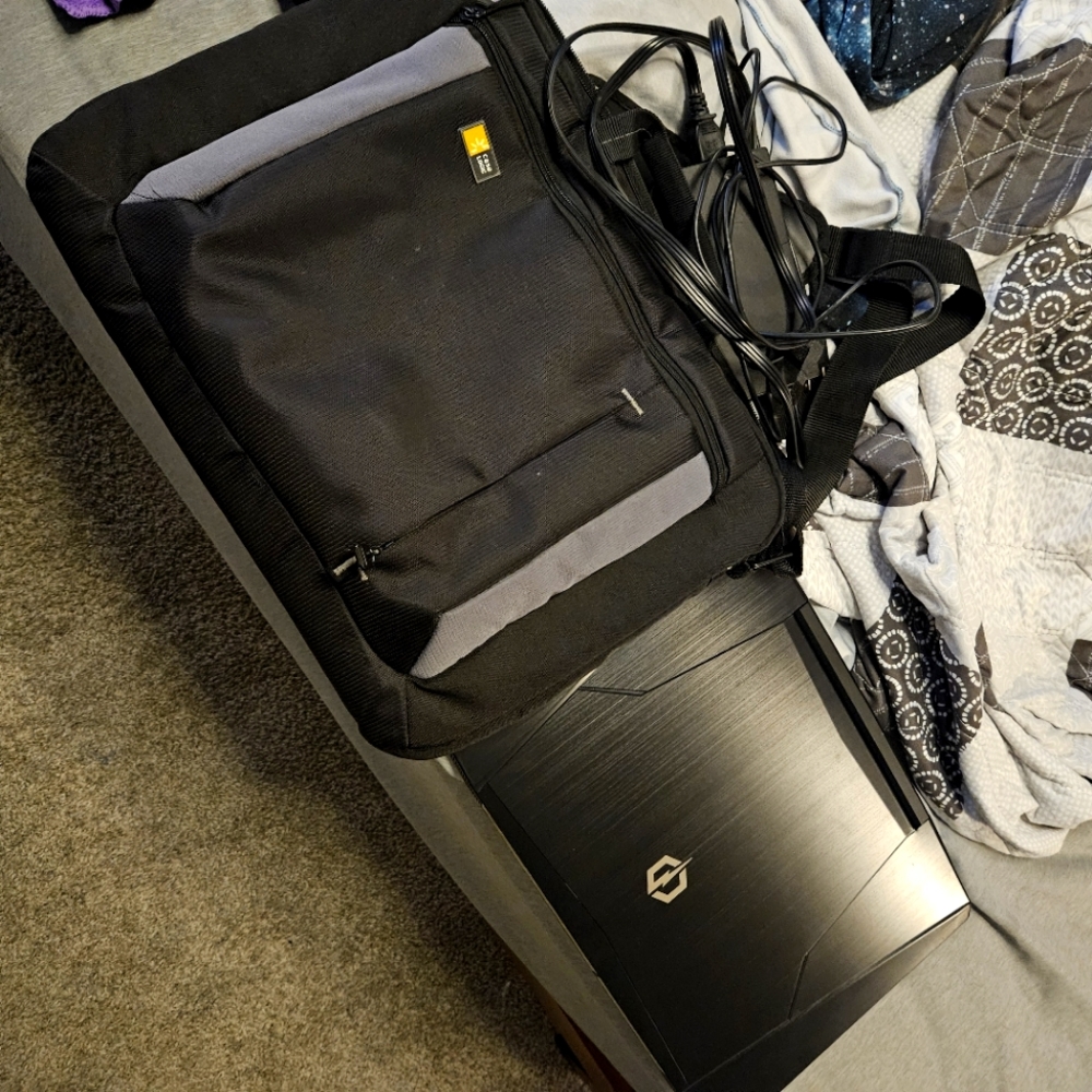 Cyberpower Tracer iii-extreme Gaming Laptop